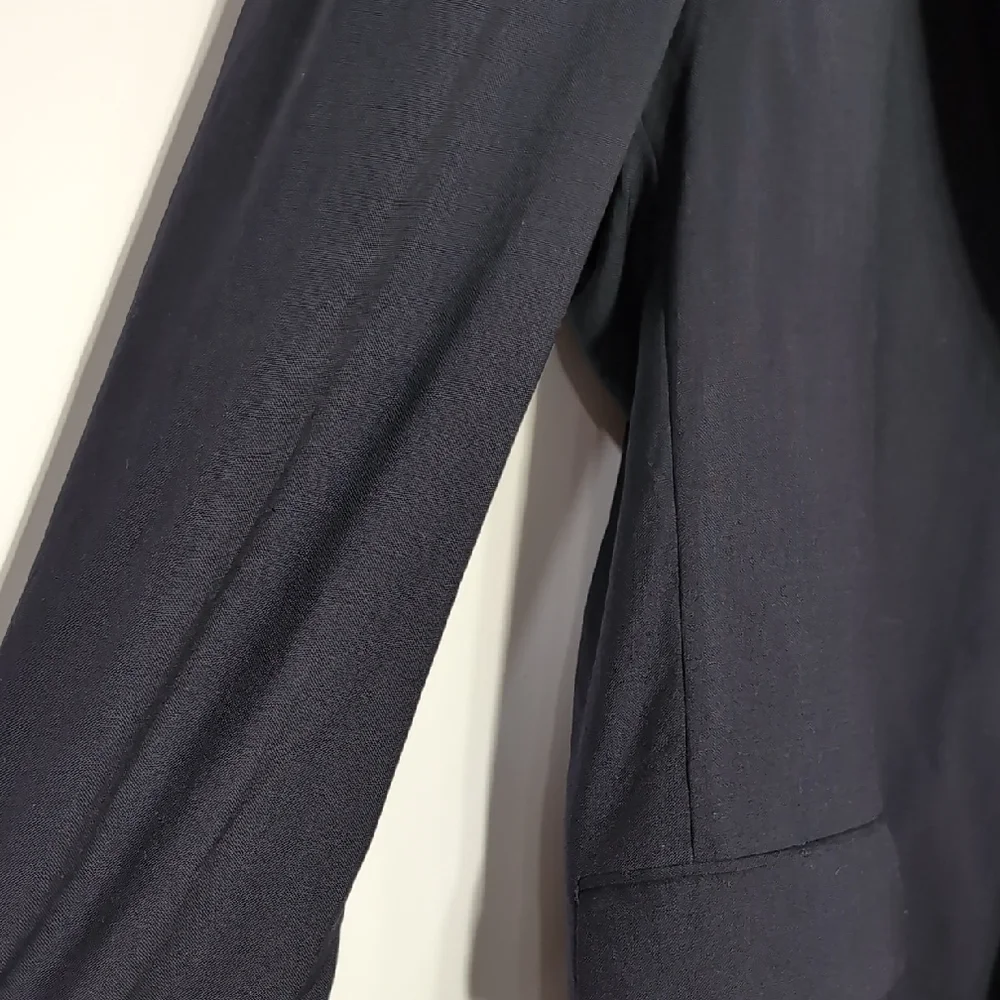 Nordstrom | Vintage 100% Wool Classic Dark Navy Blazer with Gold Accents Size 46